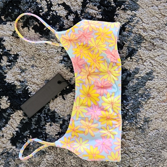 triangl swimwear Other - Florial velvet bathing suit top only